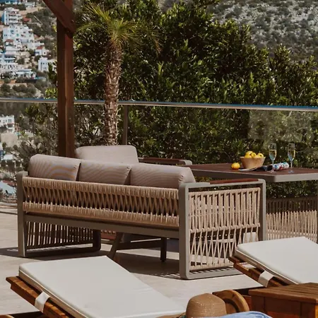 Aslan Kalkan * Kaş