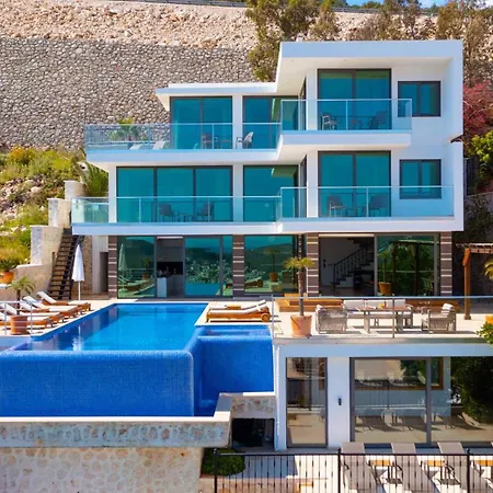 Aslan Kalkan Villa *